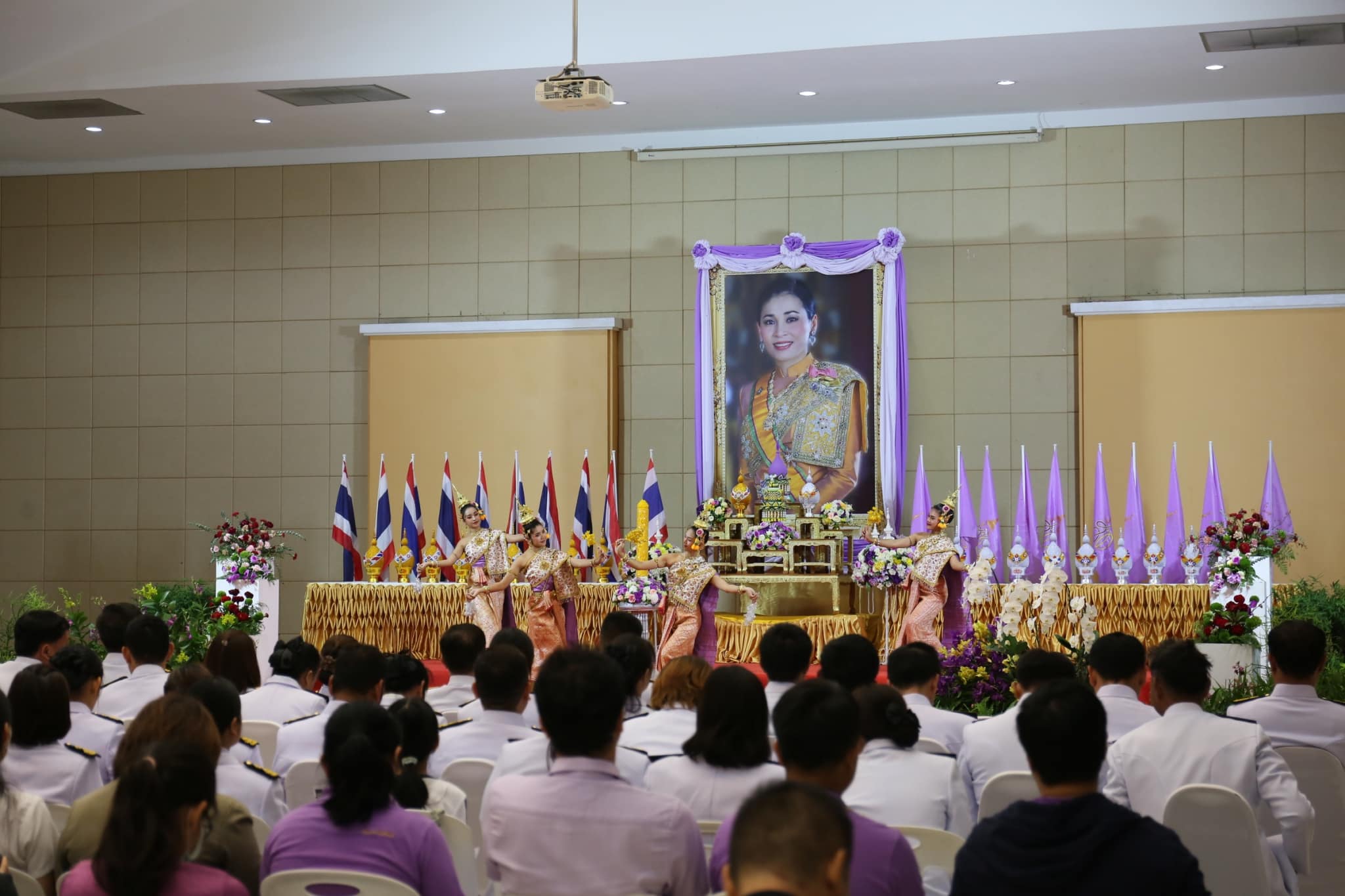 กิจกรรมเฉลิมพระเกียรติ สมเด็จพระนางเจ้าฯ พระบรมราชินี เนื่องในโอกาสวันเฉลิมพระชนมพรรษา กิจกรรมเฉลิมพระเกียรติ สมเด็จพระนางเจ้าฯ พระบรมราชินี เนื่องในโอกาสวันเฉลิมพระชนมพรรษา